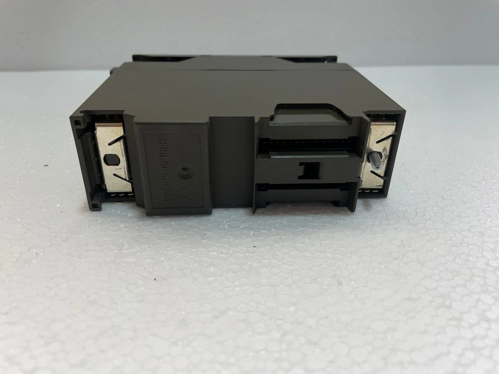 admin/uploads/uploads/siemens simatic s7-300 6es7 output modu_4.webp